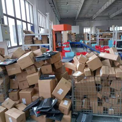 上海倉儲外包服務(wù) 現(xiàn)代物流倉儲解決方案助力企業(yè)高效運營